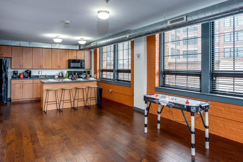 Centric Modern Loft W/ King Beds Apartment Rochester Exterior photo