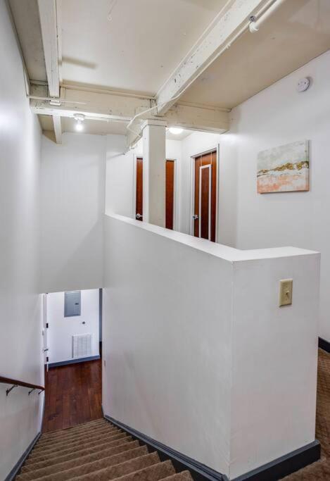 Centric Modern Loft W/ King Beds Apartment Rochester Exterior photo